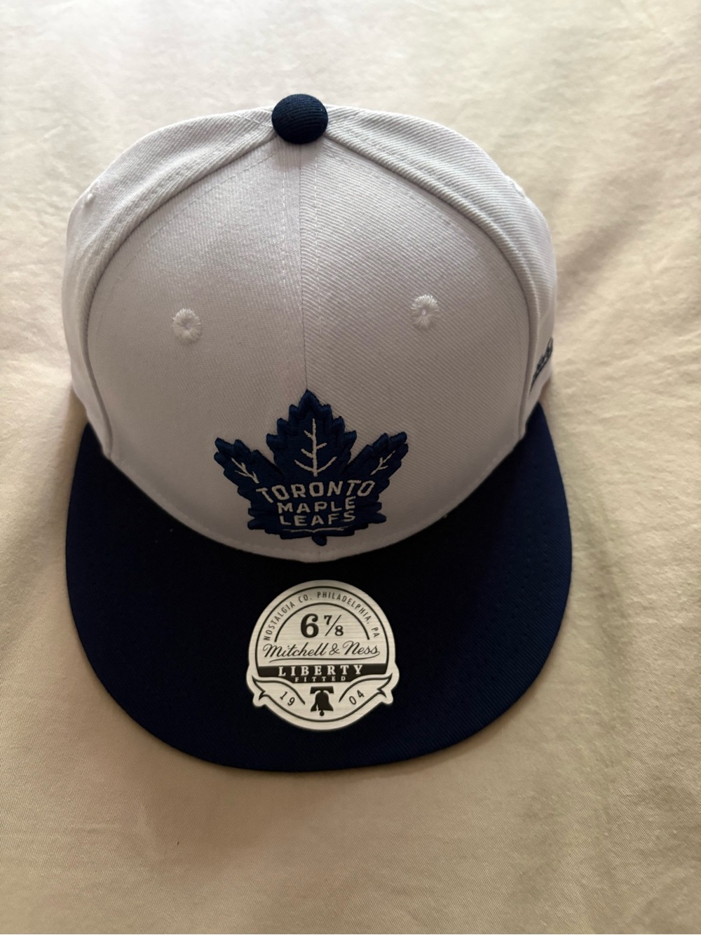 Mitchell & Ness Toronto Maple Leafs Two-Tone Snapback - White & Navy